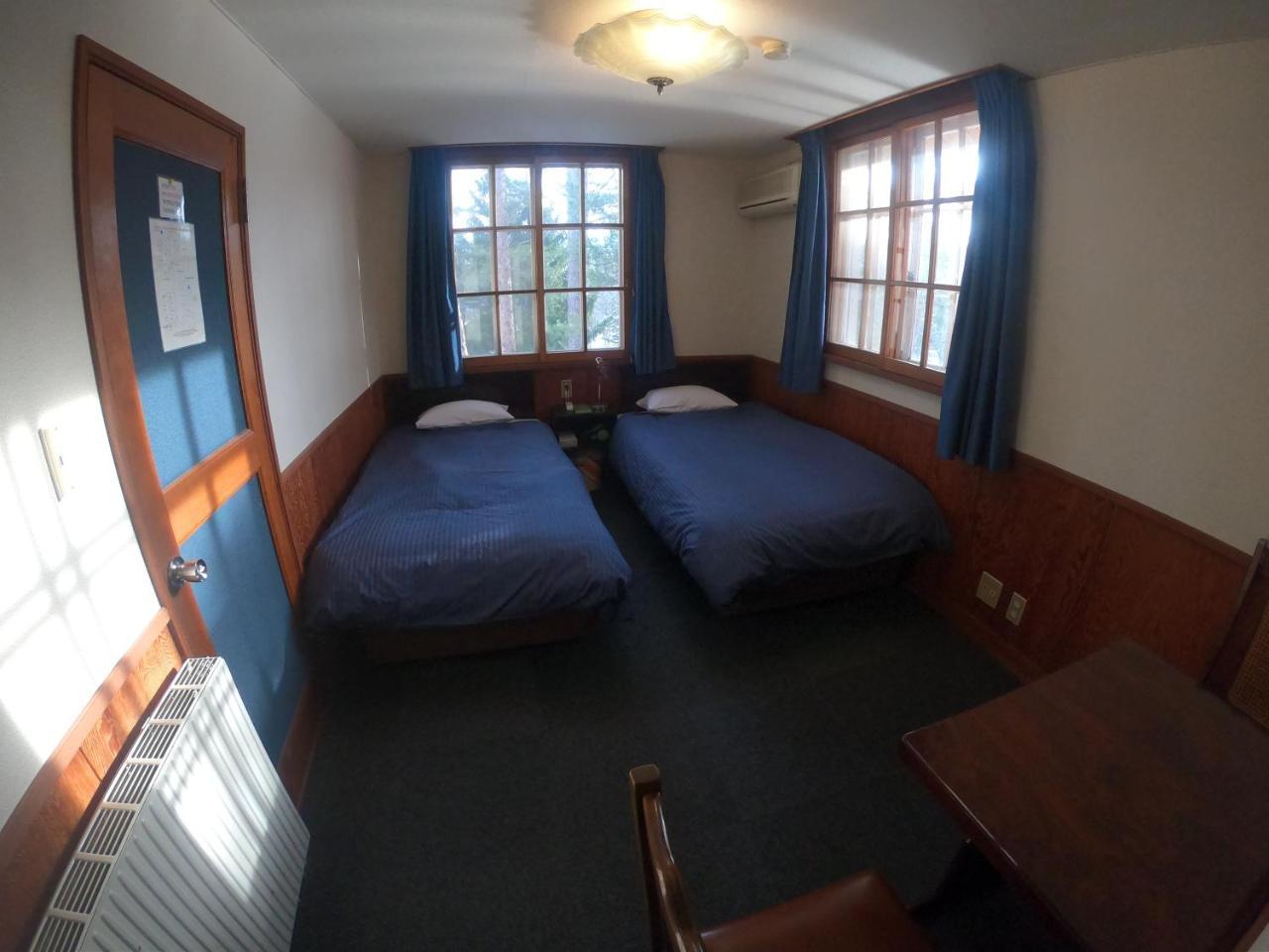 Monkey Rider Hotel Hakuba Buitenkant foto